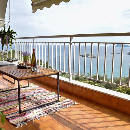 Beach Apartment Palaiontsiflikion Exterior photo
